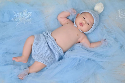 浚县摸孕妇肚子沾喜气